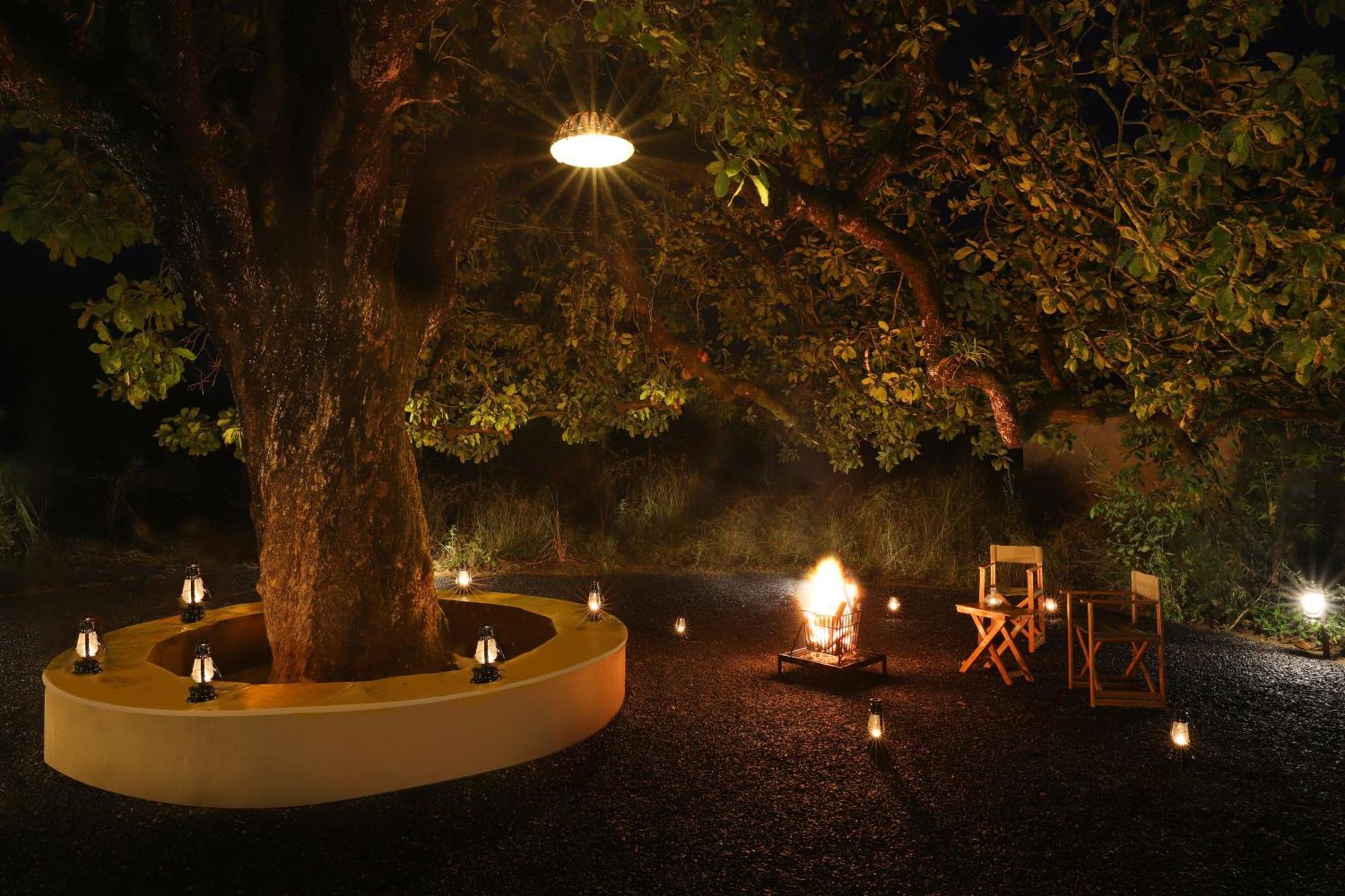 Lemon Tree Wildlife Resort, Kanha Exterior photo