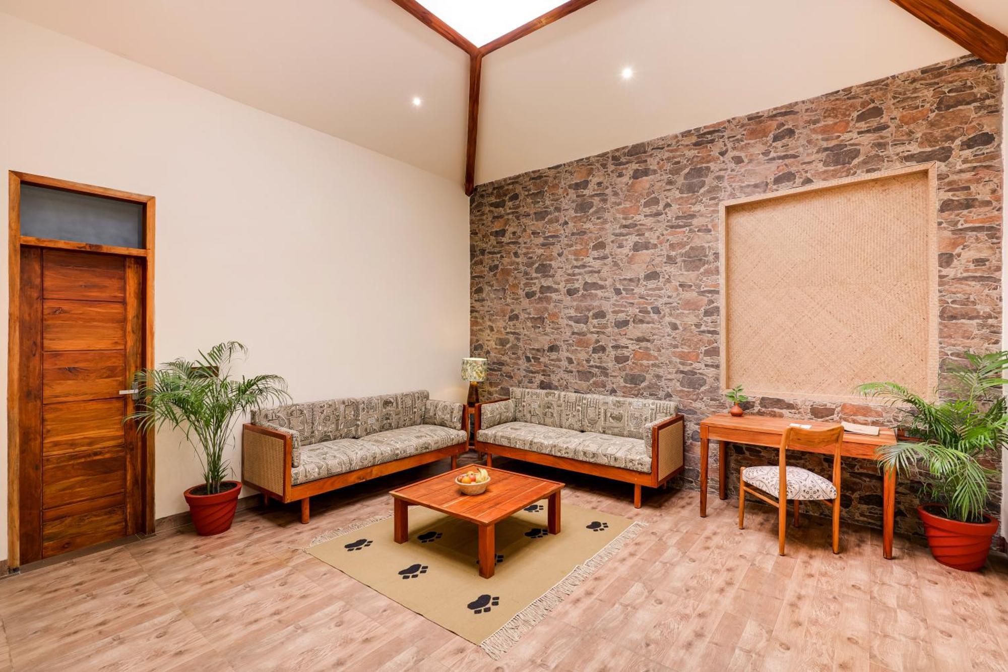 Lemon Tree Wildlife Resort, Kanha Room photo