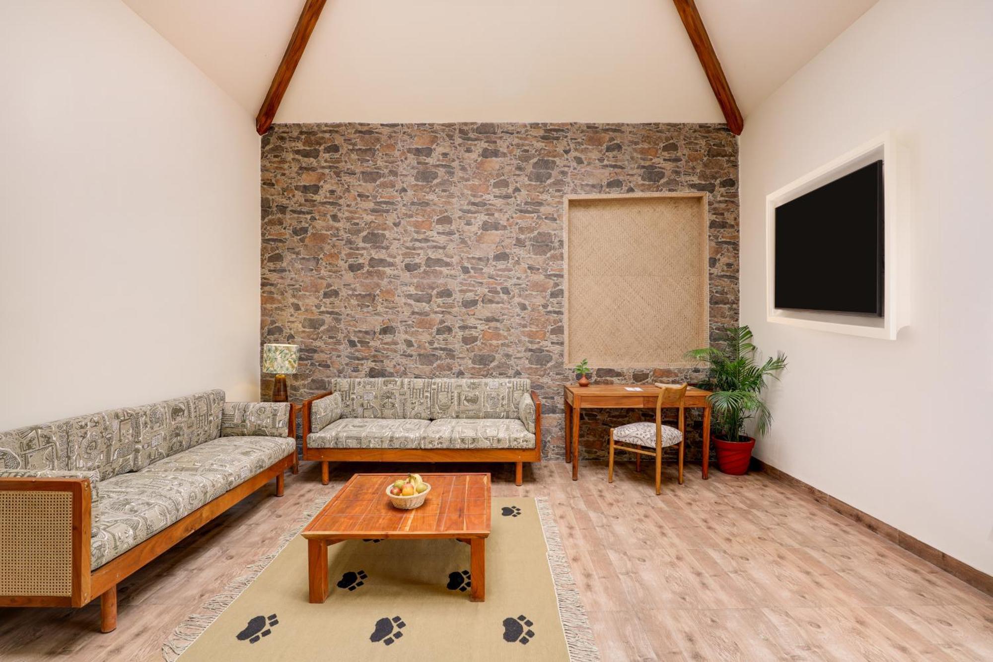 Lemon Tree Wildlife Resort, Kanha Room photo